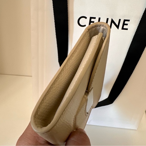 💎Authentic Celine Trotteur flap neutral leather wallet with shopping bag - Picture 16 of 16